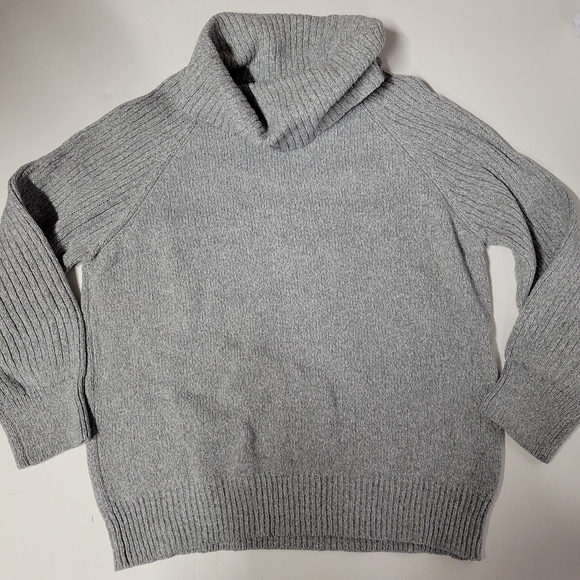 Nine West Gray Cowl Neck Sweater Large - Picture 7 of 8